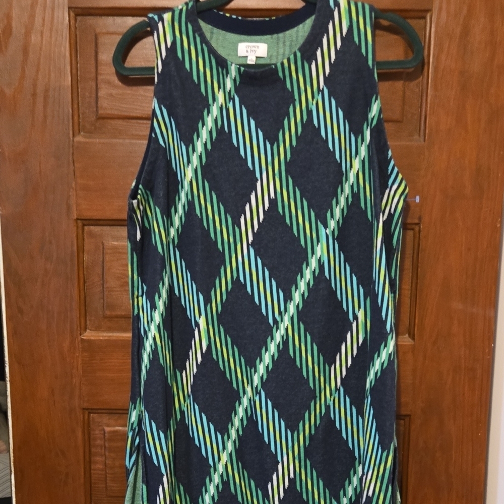 Crown & Ivy Blue and Green Geometric Dress